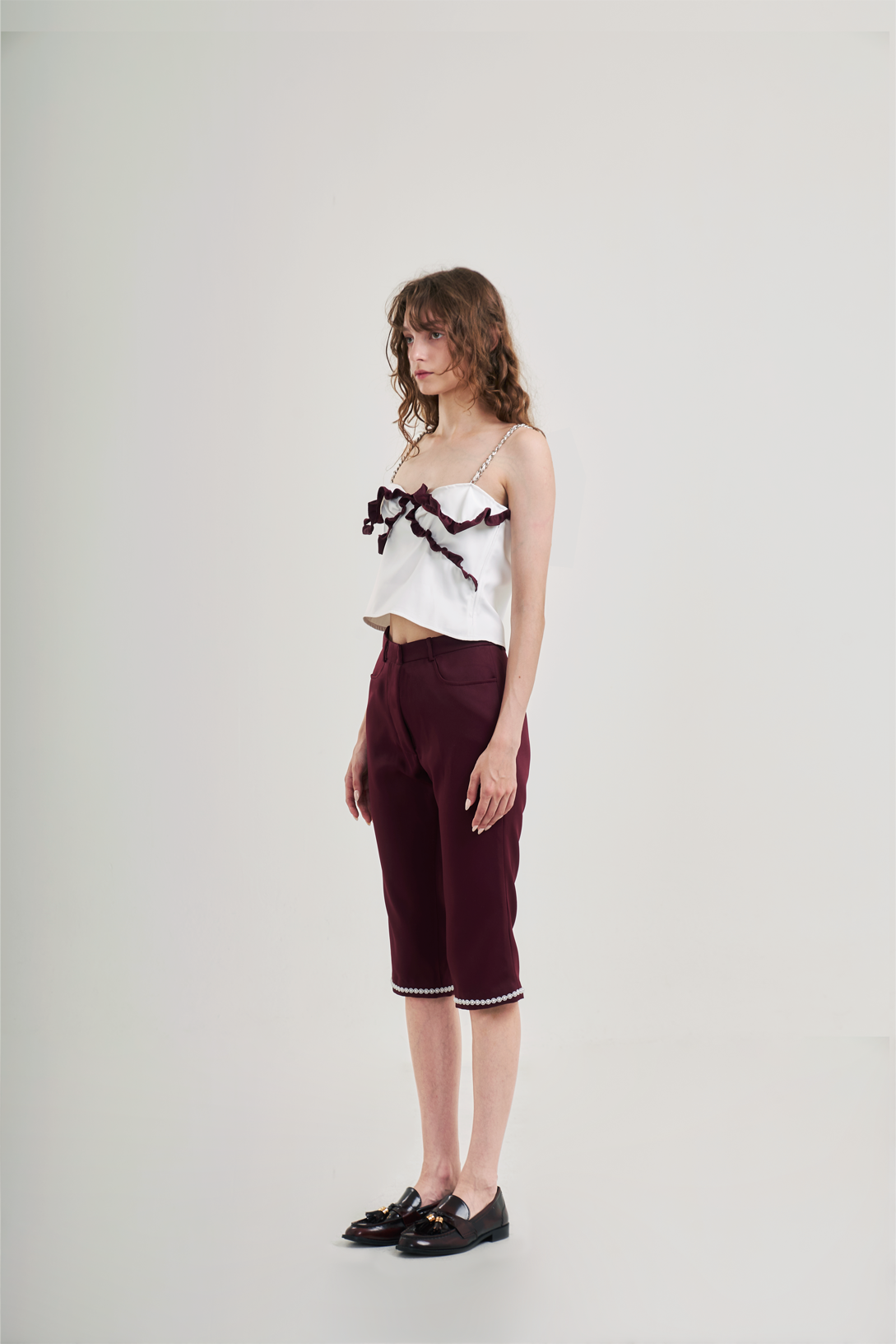 Reggie Capris Burgundy